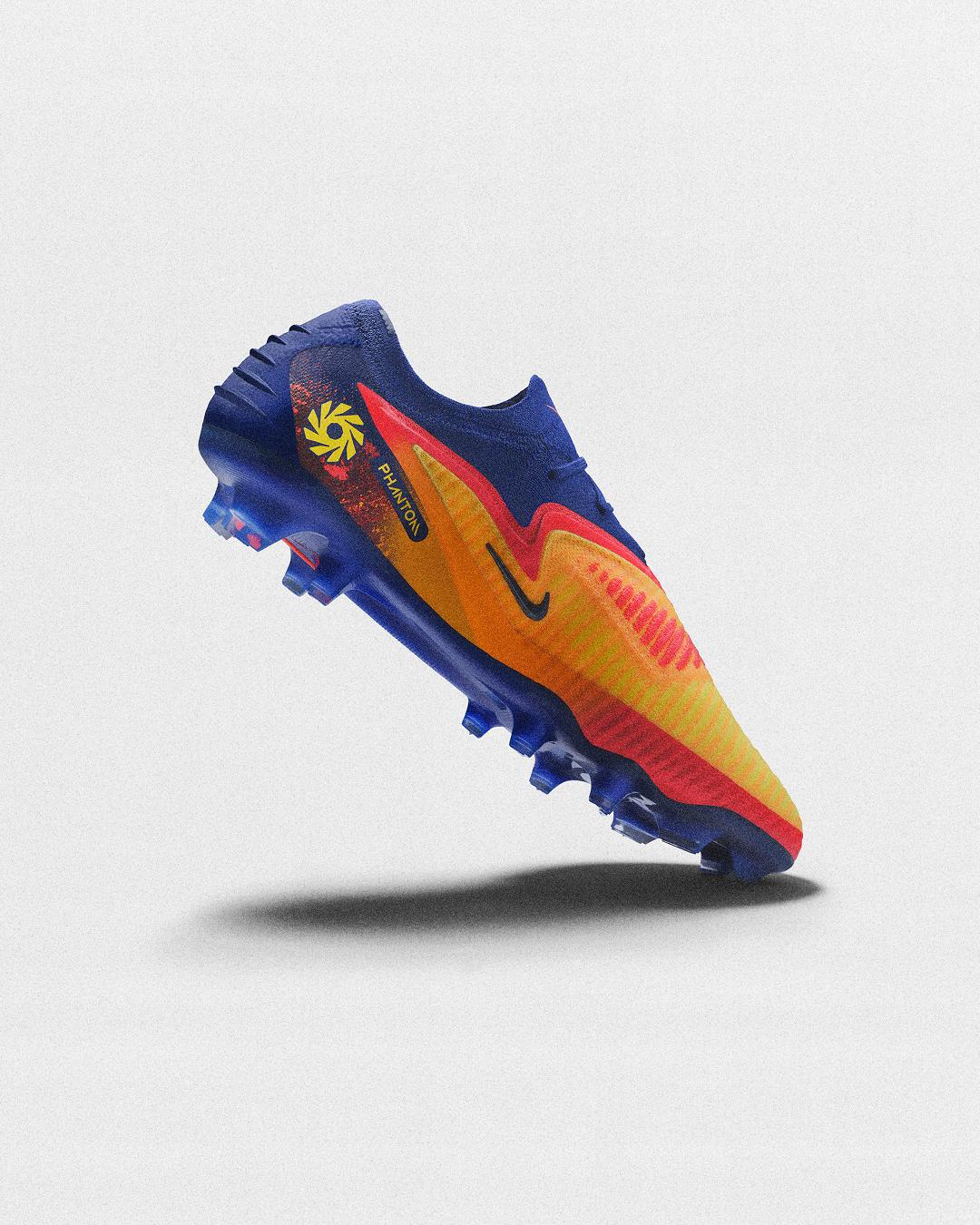 Studio Photography of Erling's Player Edition boot.